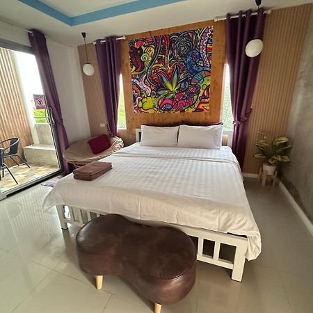Preawwaan Seaview Ko Laan Hotel Ко Ларн Екстериор снимка