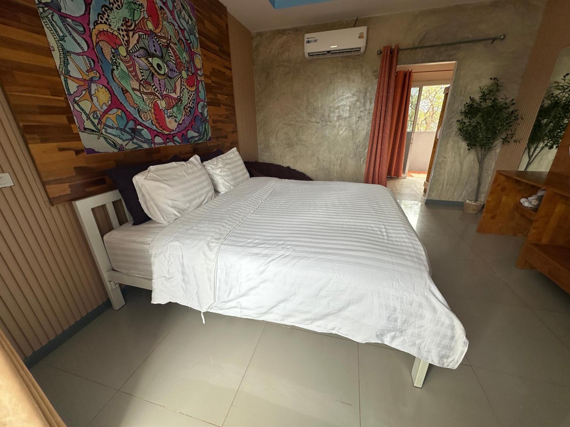 Preawwaan Seaview Ko Laan Hotel Ко Ларн Екстериор снимка
